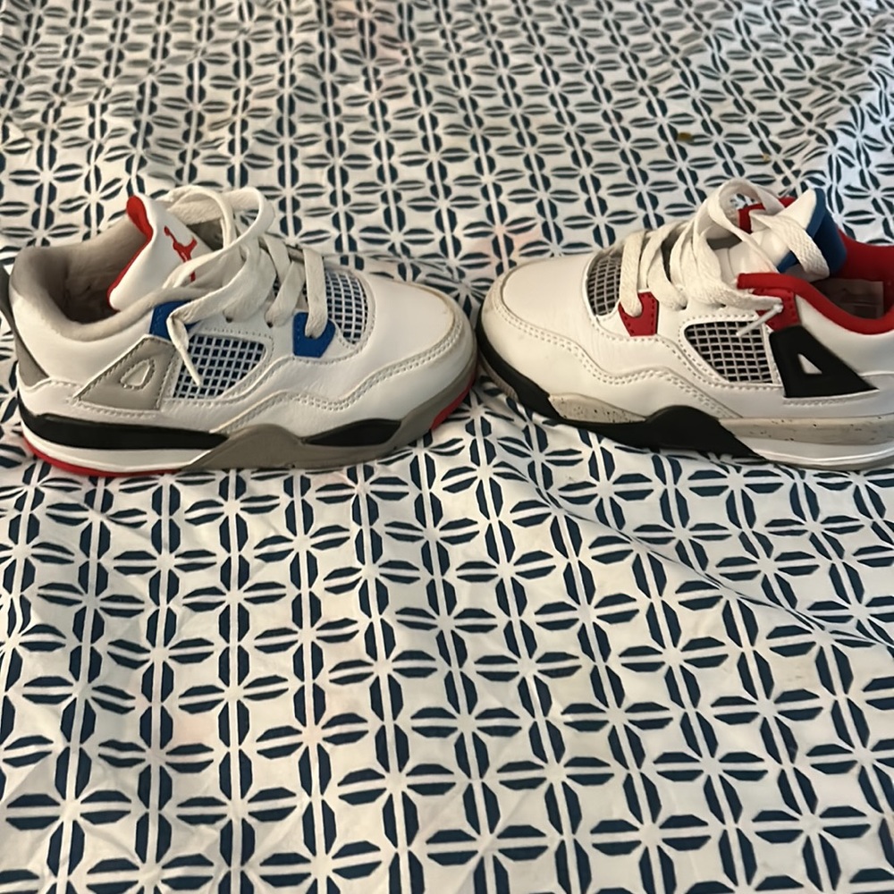 They are kids, Jordans size 10 They were my son - Picture 3 of 4